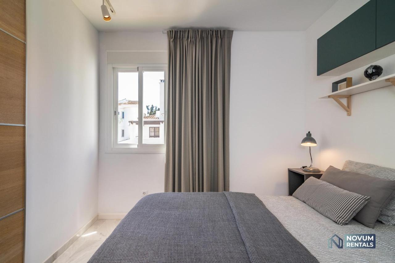 Apartemen Modern 2 Bedroom Penthouse W/ Terrace, Pool & Bbq *